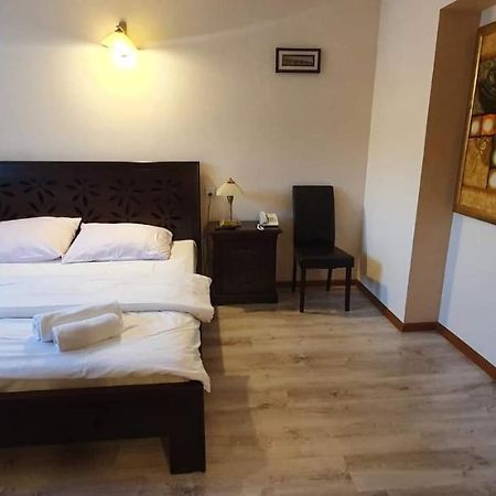 Hotel Leszczynski Konstantynów Łódzki Buitenkant foto